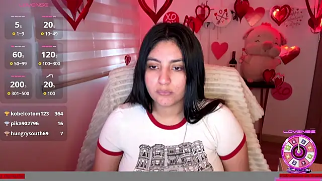 cloe_small live XXX chat