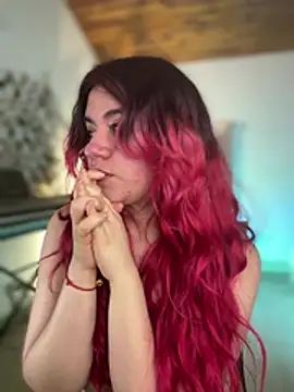 دردشة NikkiNix الجنسية المباشرة