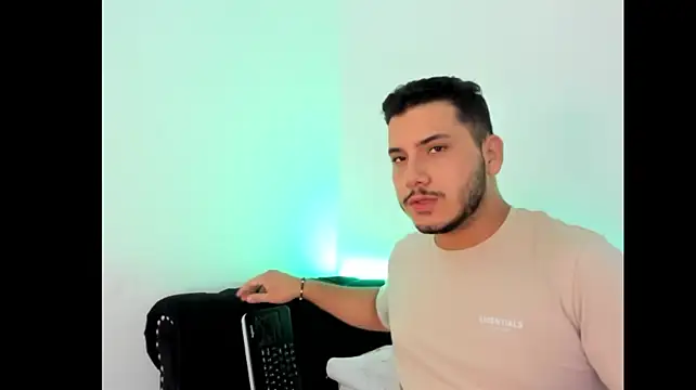 Chat XXX en directo de Axel_grey_