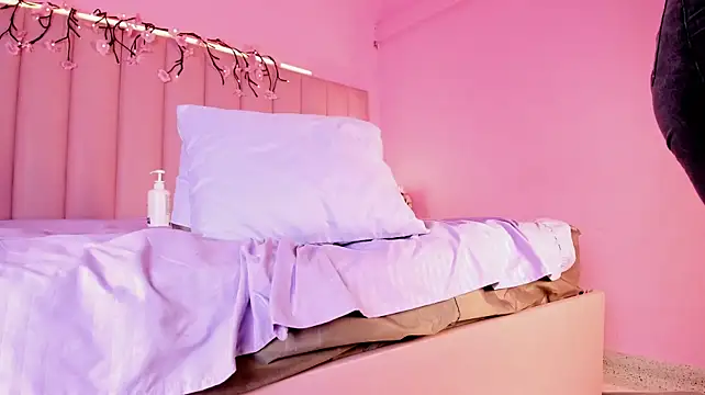 LunaBaxter_ Adlı Modelin Canlı XXX Sohbeti