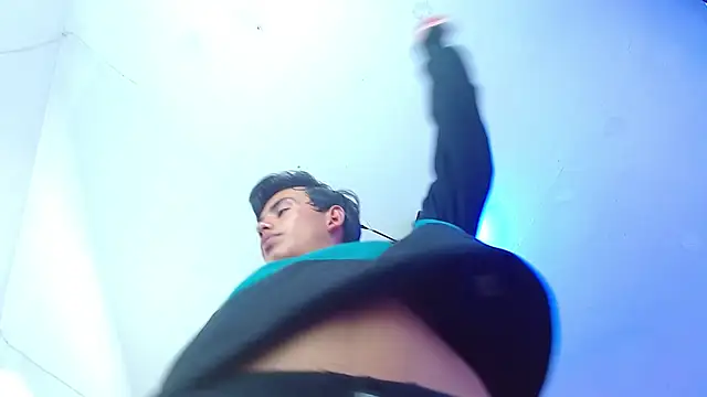 XXX chat uživo modela angelocum18