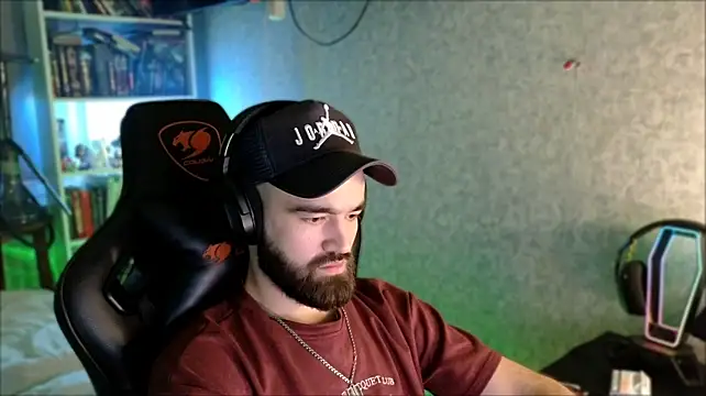Chatroom XXX en direct de _Serious_Man