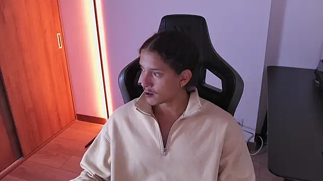 Liam_V Live XXX-chat
