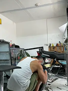 Živý XXX chat Paul22cm-