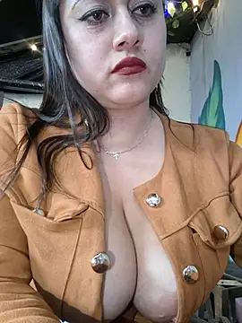 Ory____A live XXX chat
