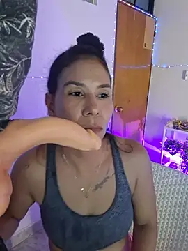 Chatroom XXX en direct de biianca_1