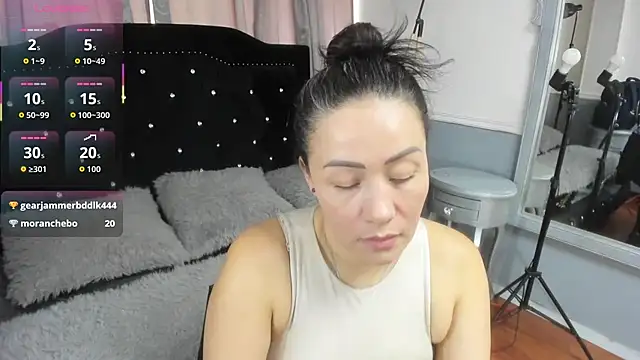 gaby_trent লাইভ XXX চ্যাট