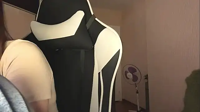 DeniseGasperini's Live XXX Chat