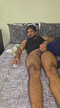 عرض كام piggylatino