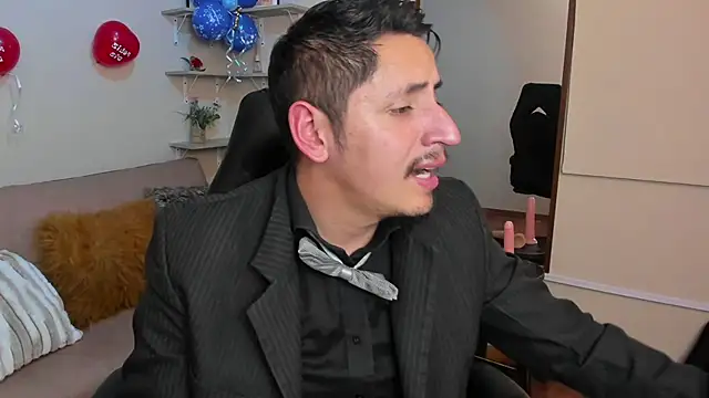 kevin_23_ Live XXX-chat
