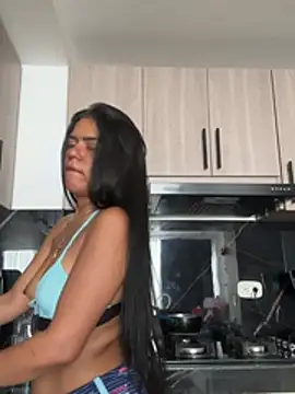 Chat +18 de Cherryblazexoxo ao vivo