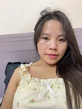 Bella_7777's Live XXX Chat
