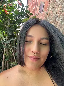 Emily_Gomezz Chat XXX live