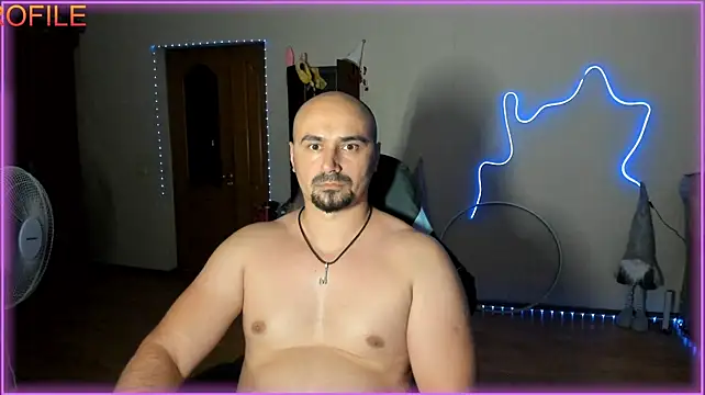 Онлайн чат XXX -SexyDaddy-