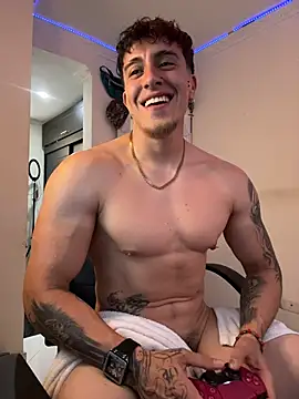 strongboy_ 라이브 XXX 채팅