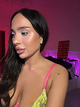 CardiSweetBaby XXX чат на живо