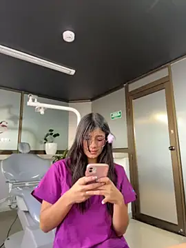 XXX chat uživo modela iris_cuteface
