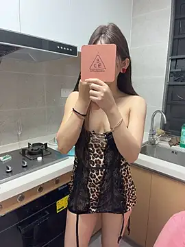 Pertunjukan Kamera Web Selenaaaaa-