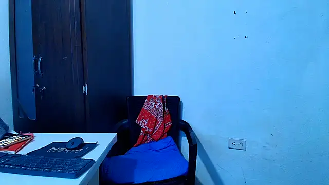 Oh_Tiquen Live XXX chat