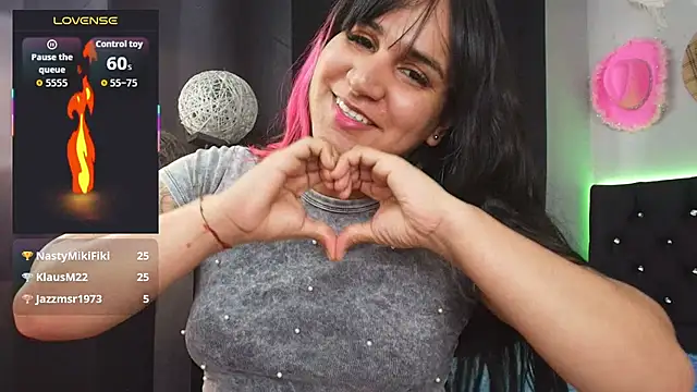 Kagome01's Live XXX Chat