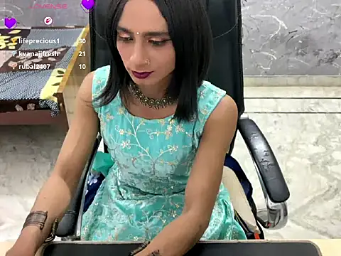 Živý XXX chat LuvLayla