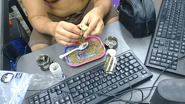 XXX chat uživo modela BustedCall