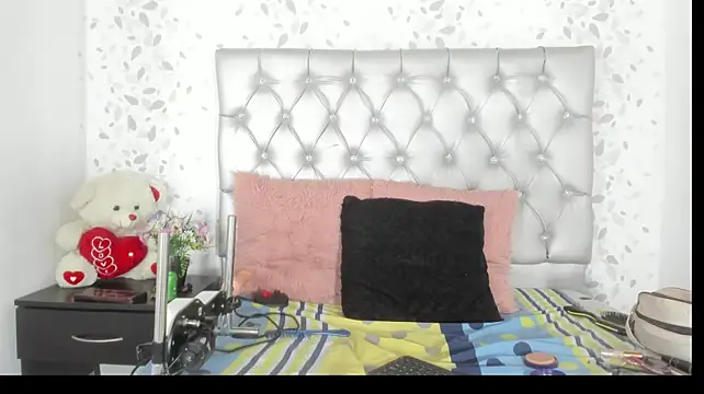 brenda_sofia69 – Live XXX-chat