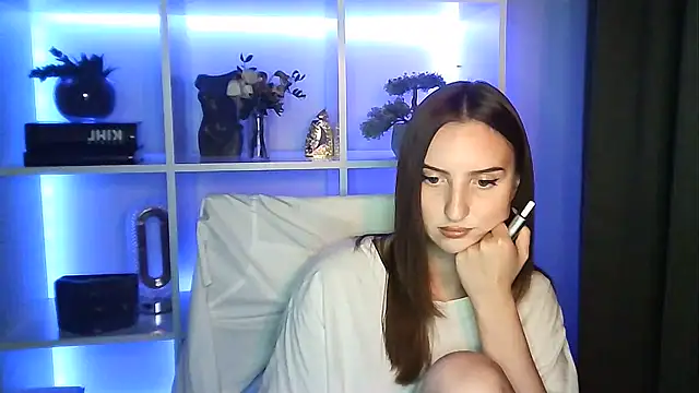 XXX chat uživo modela X_Alisa