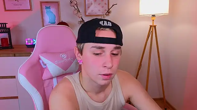 e1v1s Chat XXX live