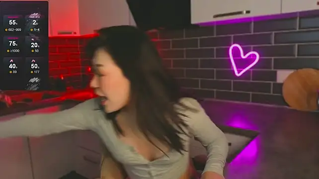 ShaiyaMinn3 Chat XXX in diretta