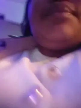 Živý XXX chat Curveysinaa