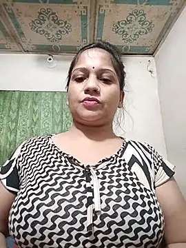 Payel_50 Adlı Modelin Canlı XXX Sohbeti