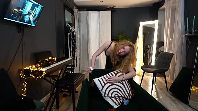 hetaerart's Live XXX Chat