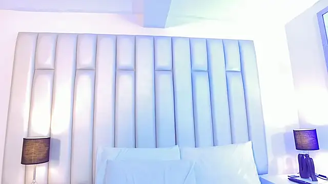צ'אט XXX בשידור חי של aandreaperez