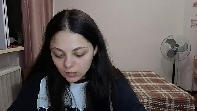 _Mikky_lil_ – Naživo XXX chat