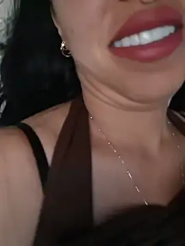 Luianna Chat XXX in diretta