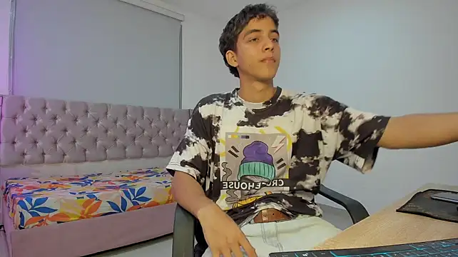 Онлайн чат XXX alexander_vacci
