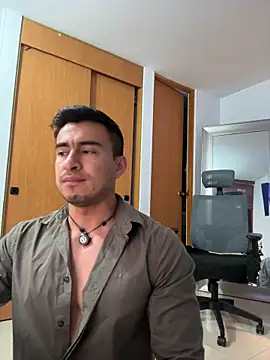 Chris_Clarck live XXX chat