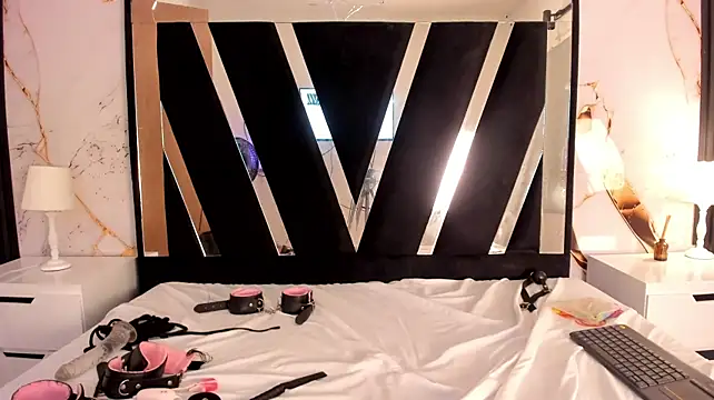 Czat XXX na żywo – cherry_bom_as