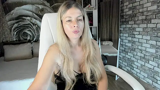 Živý XXX chat Eva_Melow