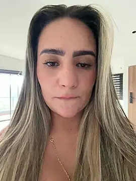 Chat +18 de Miilana_ ao vivo
