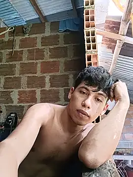Andres123cv Chat XXX in diretta