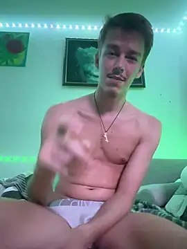 Toyjungeen Live XXX chat