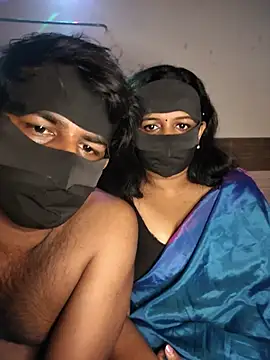 Fantacycouples Adlı Modelin Canlı XXX Sohbeti