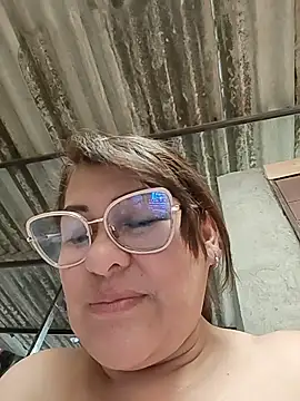 AlexxiaaMat Adlı Modelin Canlı XXX Sohbeti