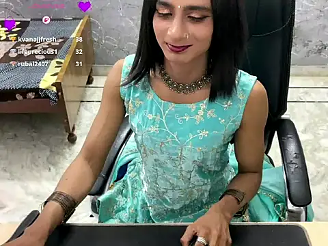 Chat XXX en directo de LuvLayla