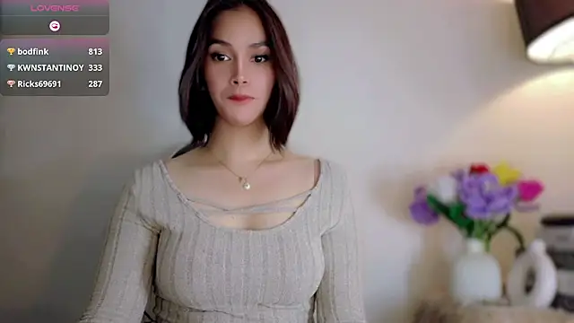 Anna_HollyDollのライブXXXチャット