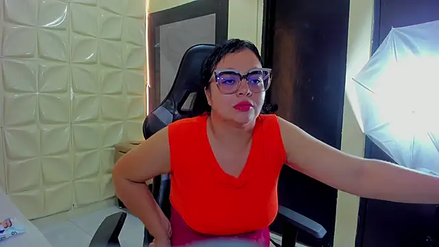 Živý XXX chat megan_glenda