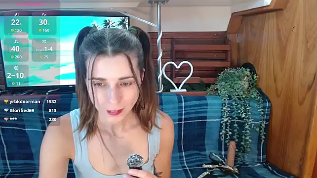 Trinity_Fire's Live XXX Chat