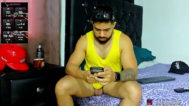 mikeblaree's Live XXX Chat